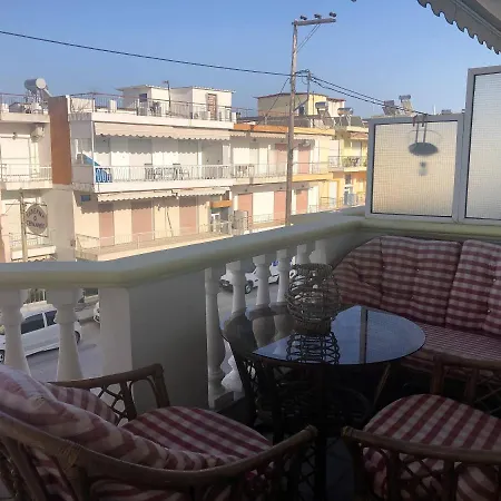 Rivera Apartment Néa Péramos Esterno foto